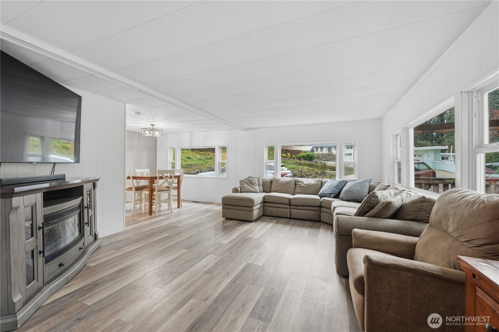 3290 Rocky Point Road Northwest Bremerton, WA 98312 - Photo 4 of 22