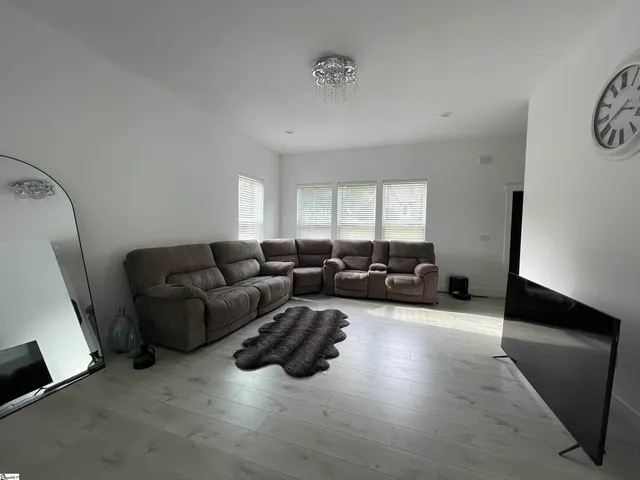 $519,000 | 155 Cane Creek Way, Campobello, SC 29322