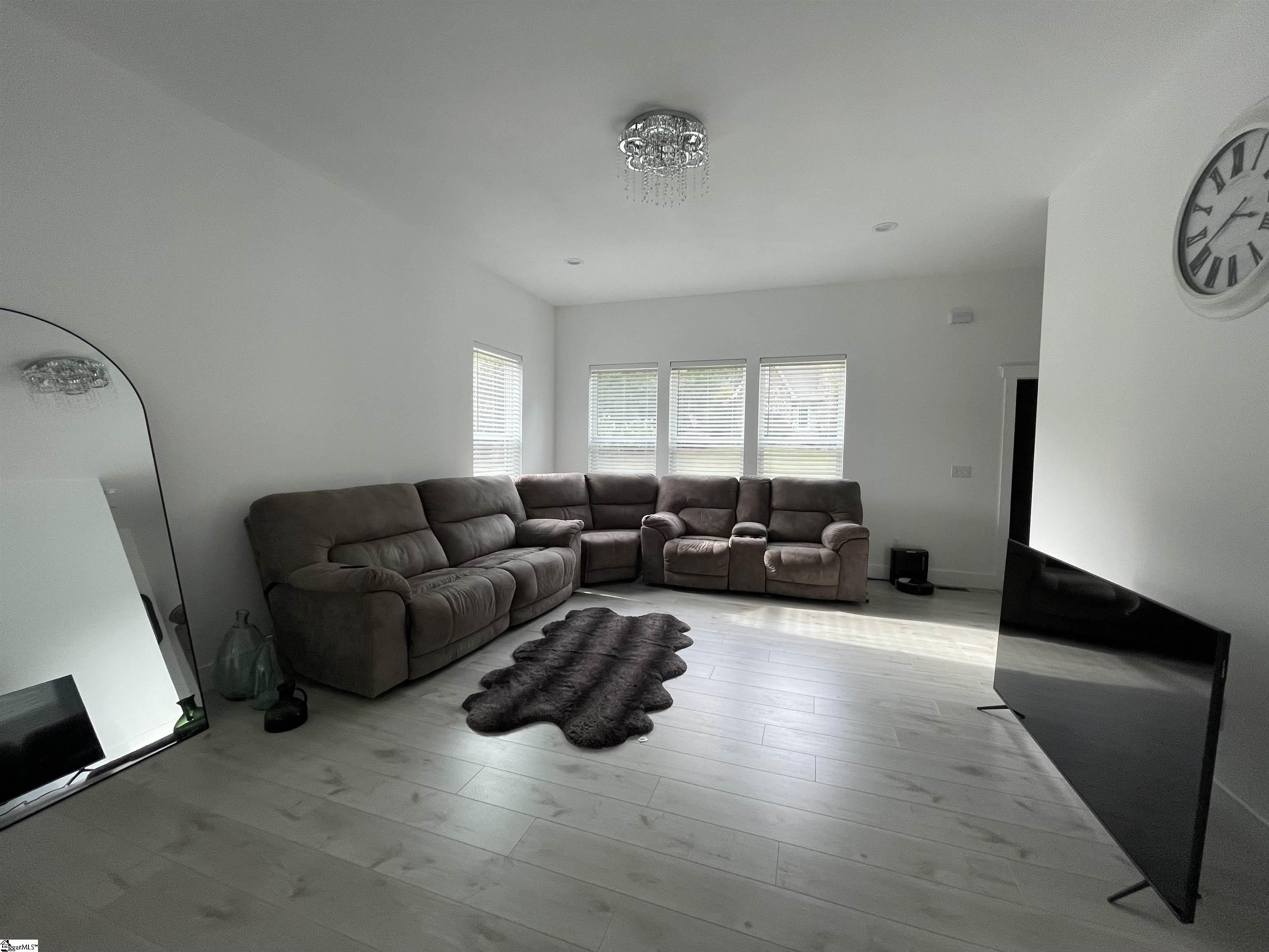 155 Cane Creek Way Campobello, SC 29322 - Photo 6 of 27