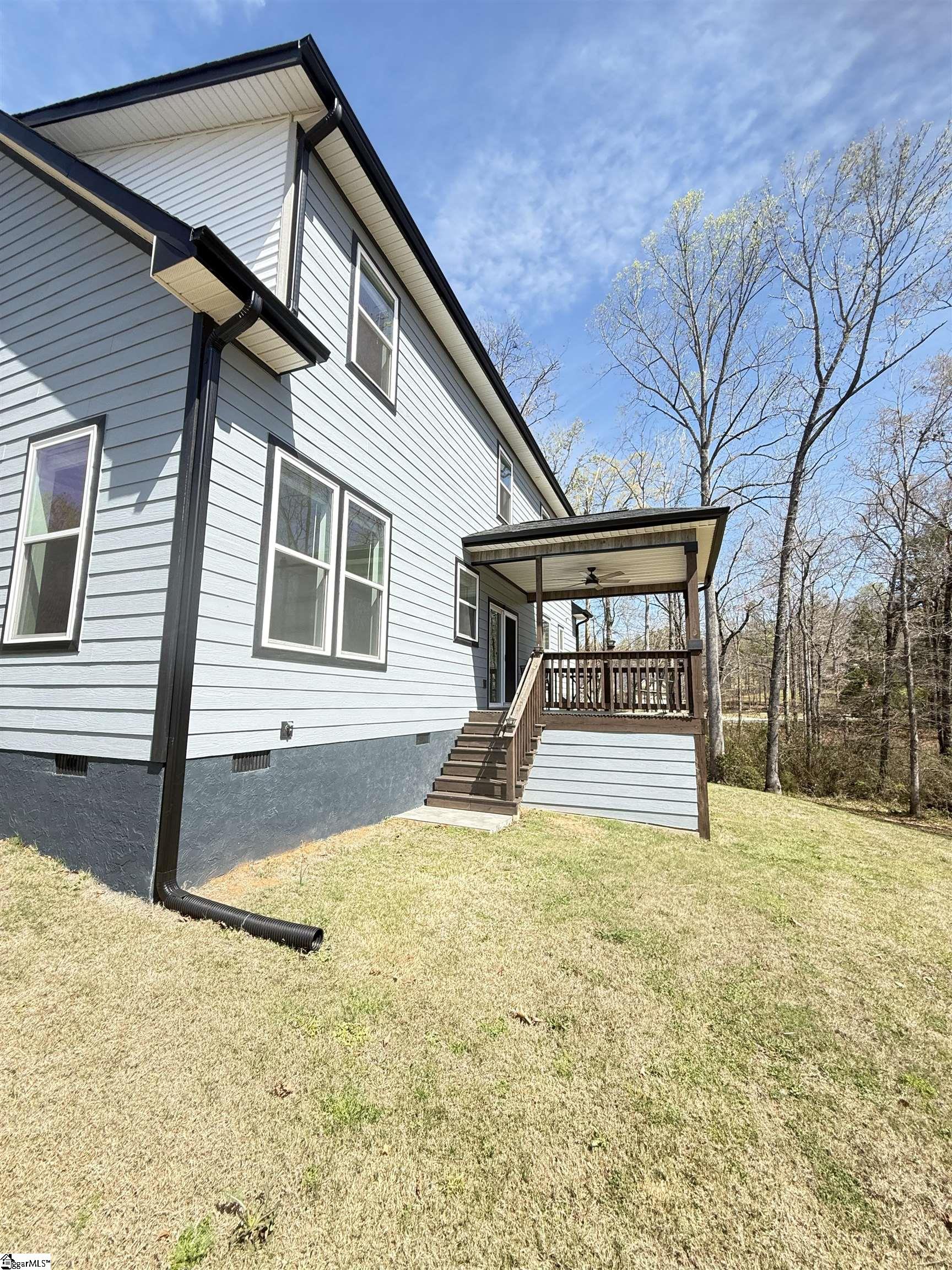 155 Cane Creek Way Campobello, SC 29322 - Photo 7 of 23