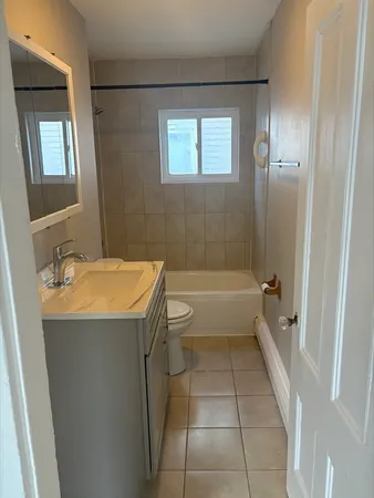 $3,000 | 41 Tremont Street, Unit 2, Brockton, MA 02301