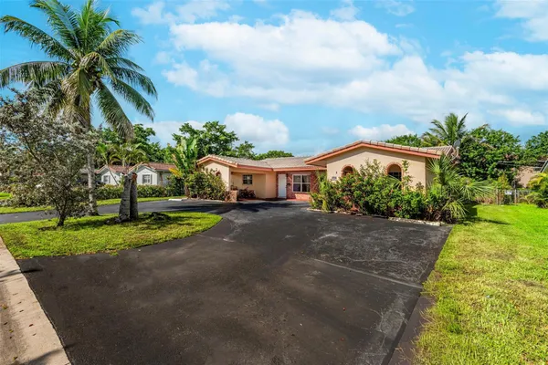 $775,000 | 3660 Northwest 80th Avenue, Unit AB, Coral Springs, FL 33065