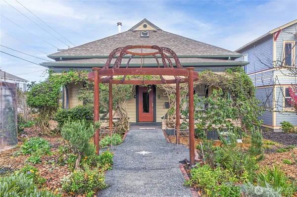 $1,100,000 | 538 Adams Street, Port Townsend, WA 98368