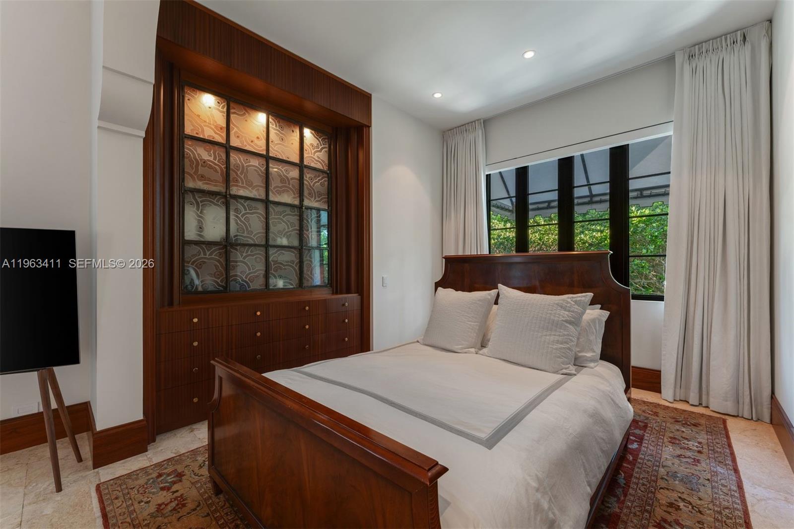 465 Hampton Lane Key Biscayne, FL 33149 - Photo 22 of 41