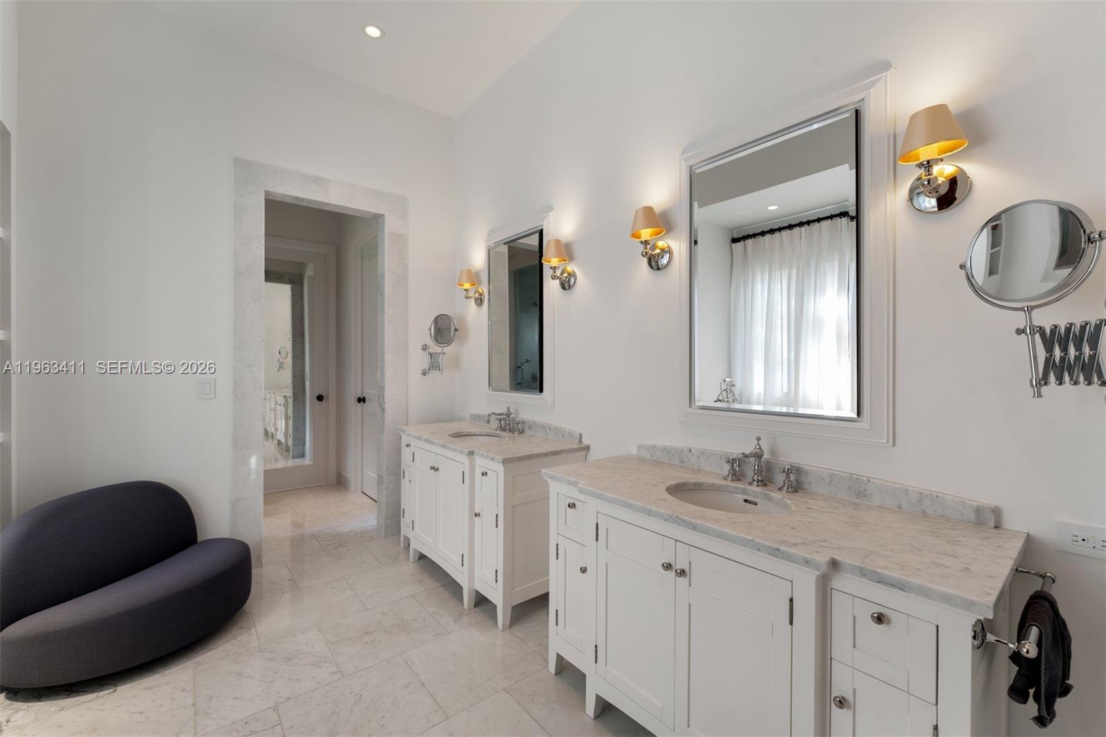 465 Hampton Lane Key Biscayne, FL 33149 - Photo 27 of 41