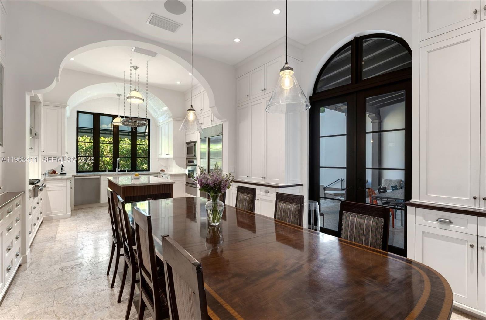 465 Hampton Lane Key Biscayne, FL 33149 - Photo 3 of 41