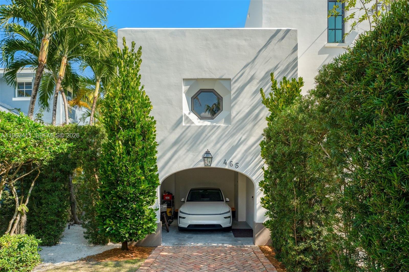 465 Hampton Lane Key Biscayne, FL 33149 - Photo 33 of 41