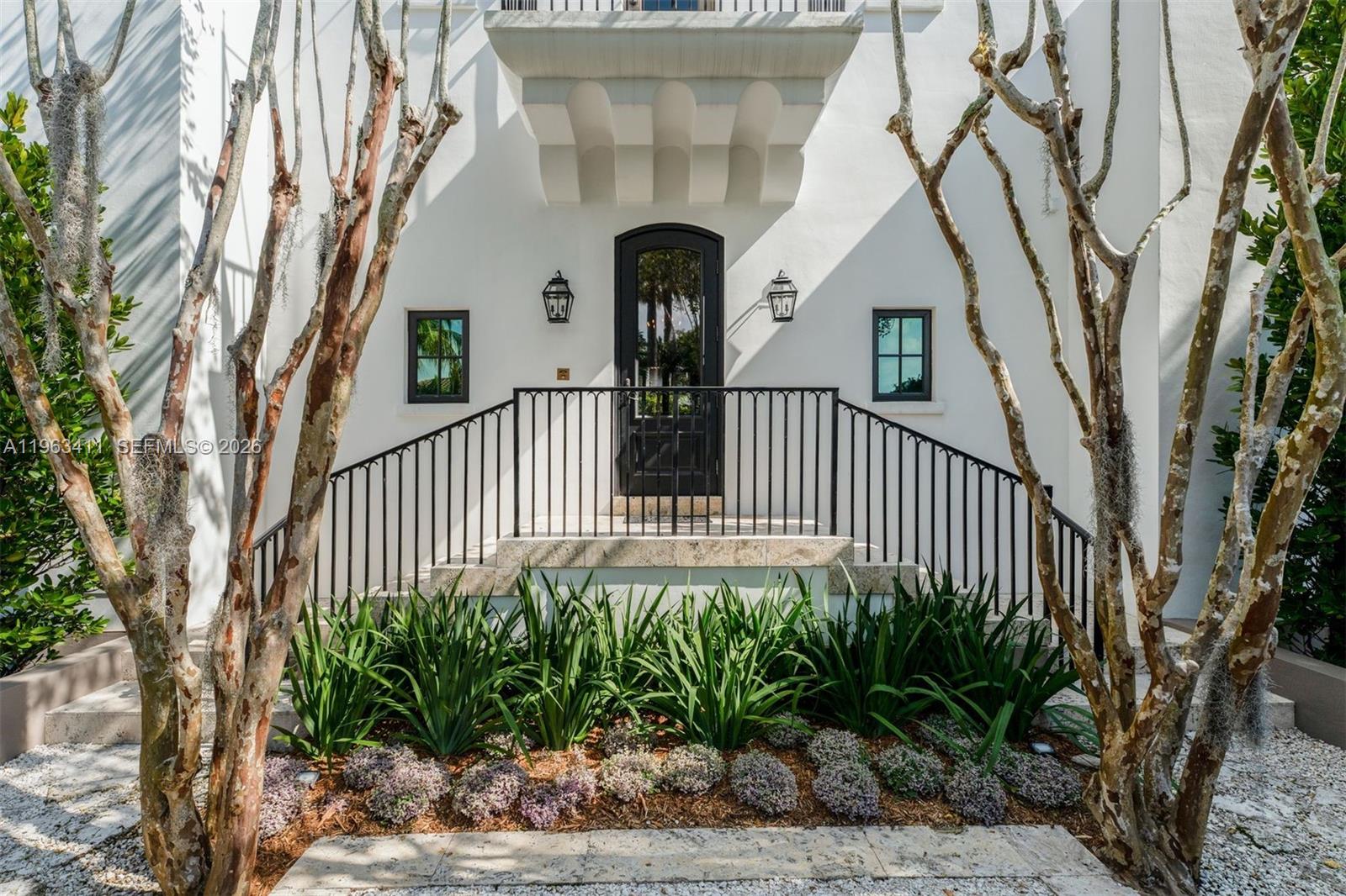 465 Hampton Lane Key Biscayne, FL 33149 - Photo 34 of 41