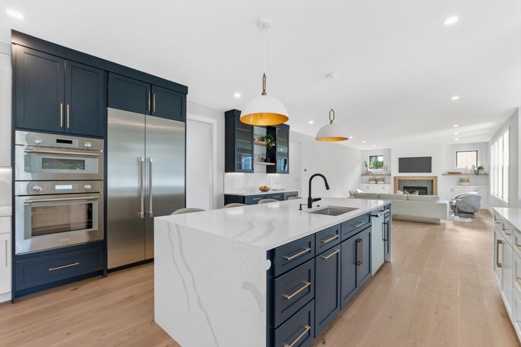 267 Rosemary Street Needham, MA 02494 - Photo 7 of 42