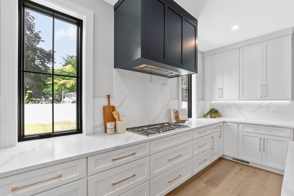 267 Rosemary Street Needham, MA 02494 - Photo 10 of 42