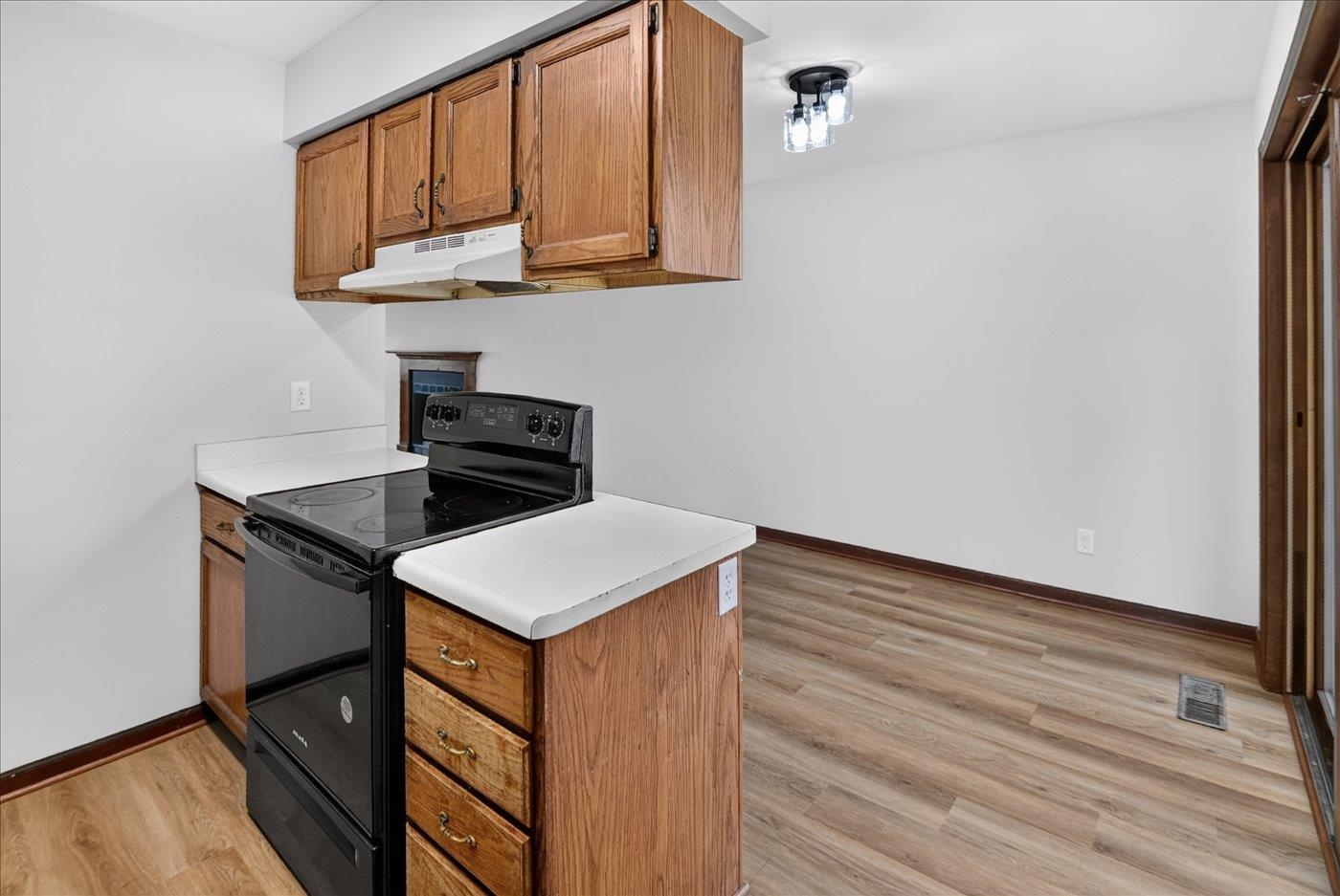 6866 Park Ridge Drive Madison, WI 53719 - Photo 12 of 31