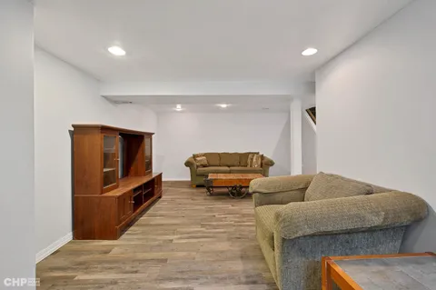 $399,000 | 316 South Mt Prospect Road, Mount Prospect, IL 60056