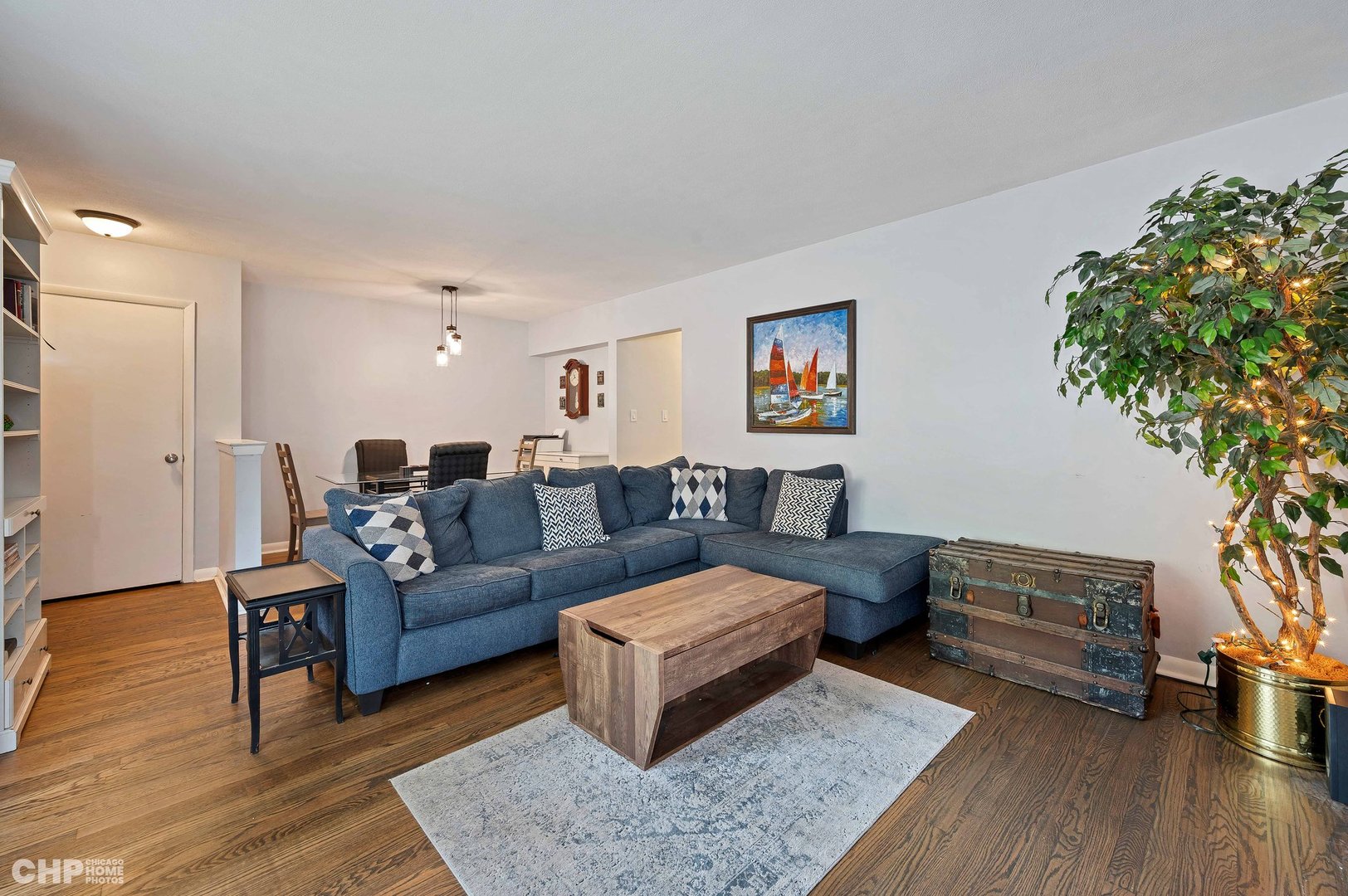 316 South Mt Prospect Road Mount Prospect, IL 60056 - Photo 4 of 34