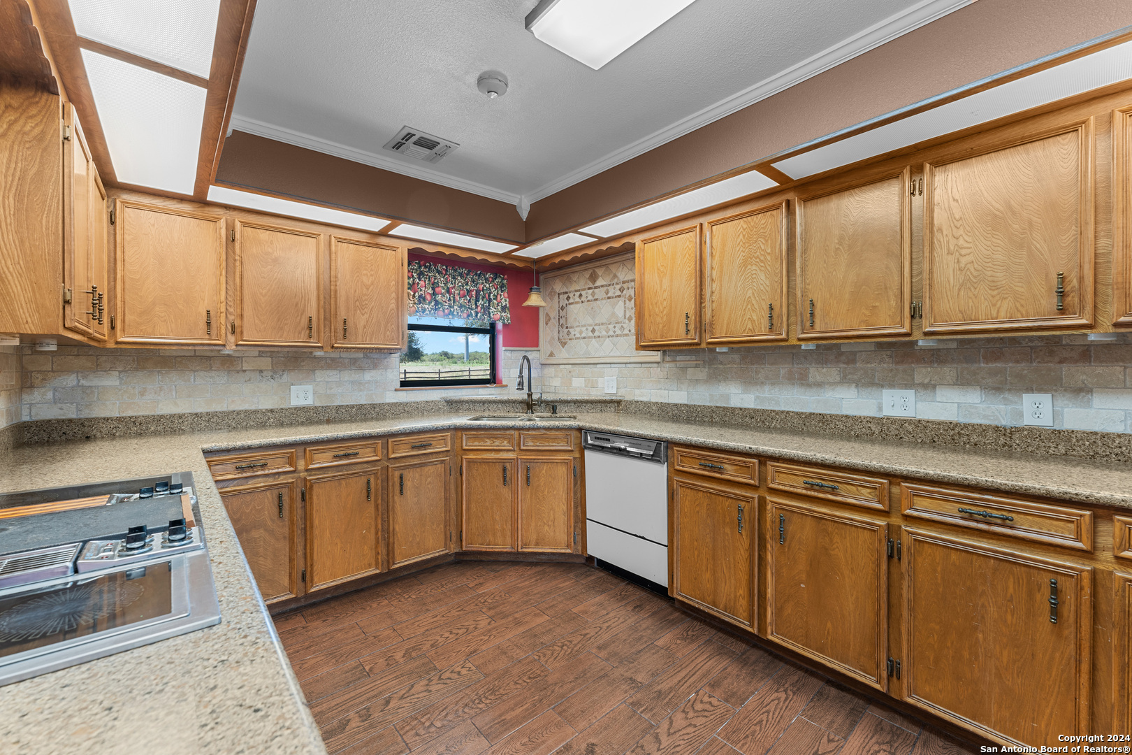 355 Pine Meadow Road Seguin, TX 78155 - Photo 5 of 51