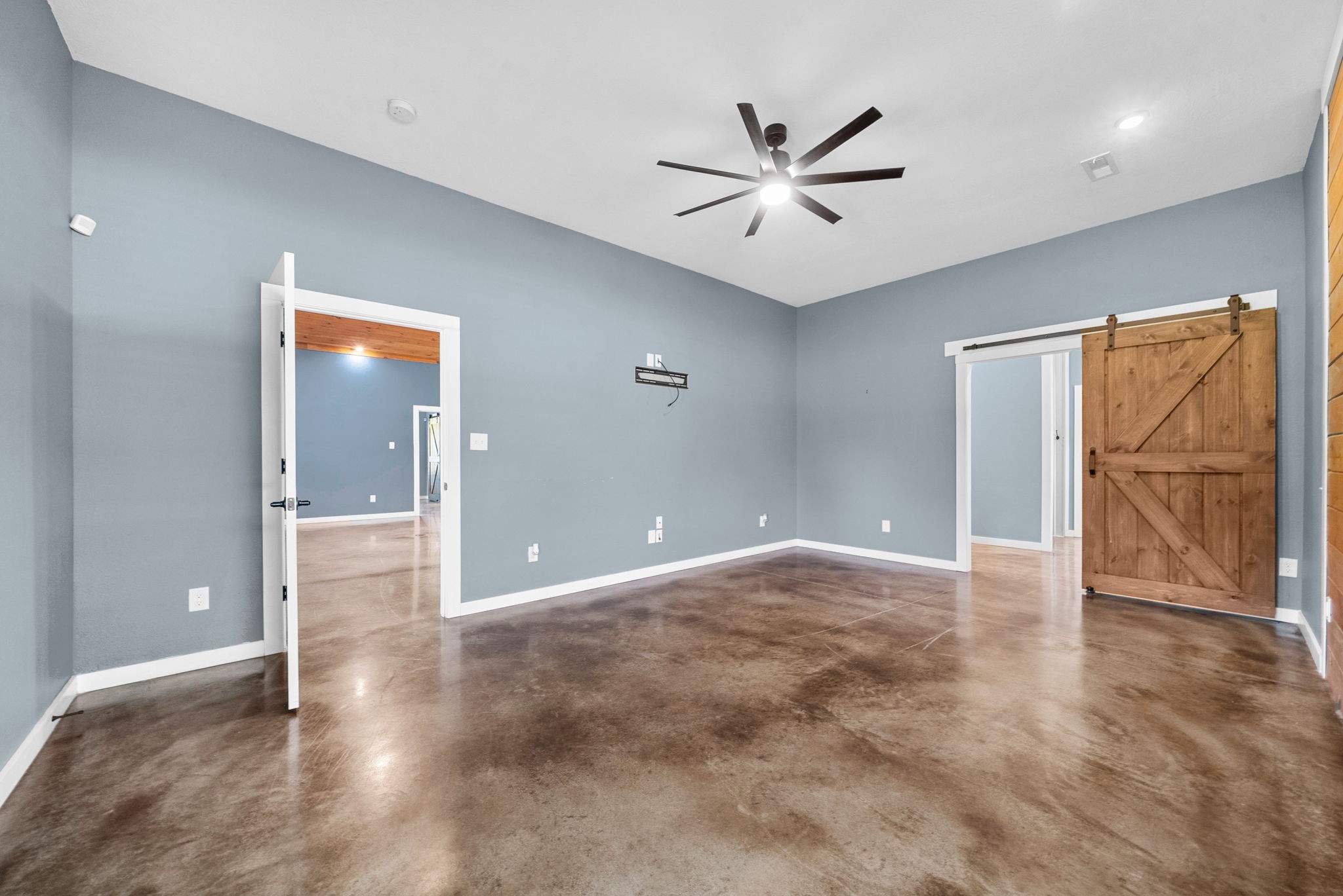 890 Iron Workers Road Clarksville, TN 37043 - Photo 19 of 45