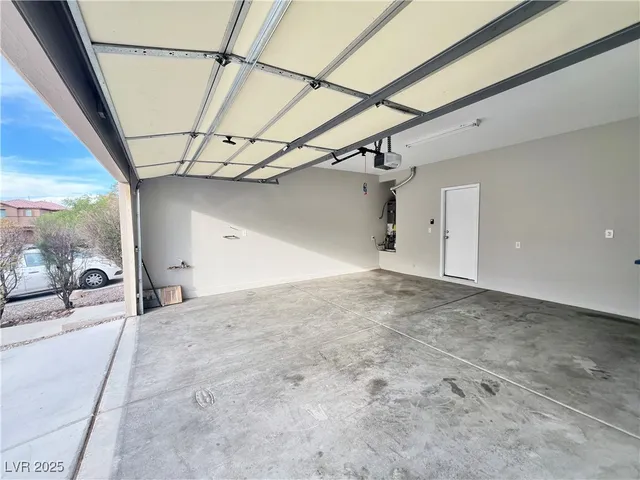 $2,000 | 428 Redruth Drive, Las Vegas, NV 89178