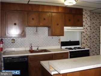 132 East County Line Road Hatboro, PA 19040 - Photo 8 of 12 Gallery Image 8