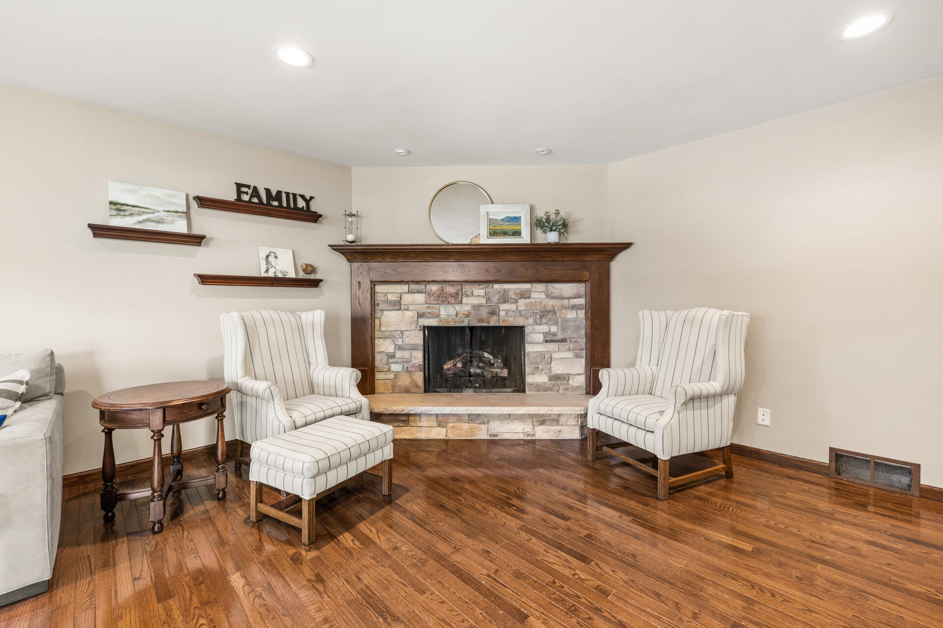 188 3rd Street Addison, WI 53002 - Photo 13 of 35 2-Interior_188 Third ST