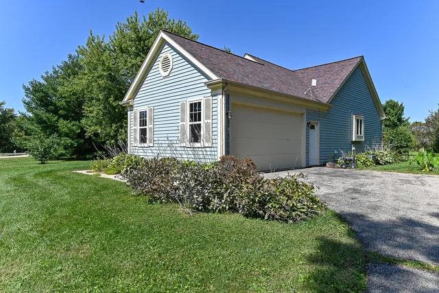 $519,000 | W5074 Hawk Road, La Grange, WI 53121