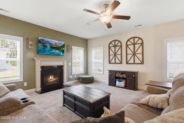 $2,400 | 2012 Snapper Street, New Bern, NC 28562