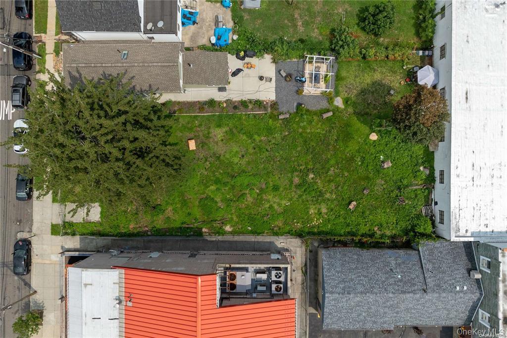 150-12 12th Avenue Queens, NY 11357 - Photo 3 of 7 a view of a yard with plants