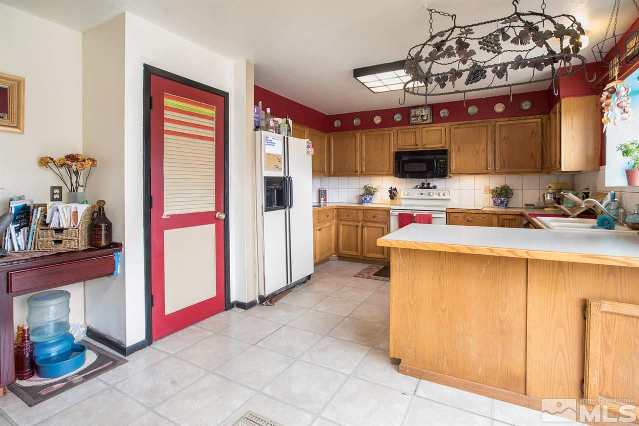 3425 Bowie Road Reno, NV 89503 - Photo 8 of 21 Photo 10