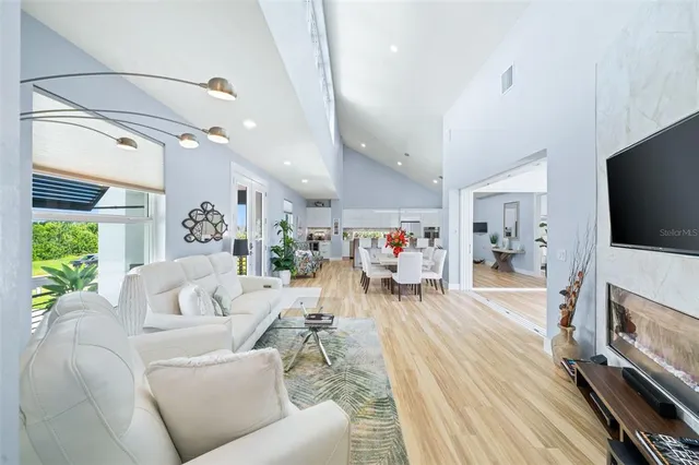 $1,585,000 | 10101 Eagle Preserve Drive, Englewood, FL 34224