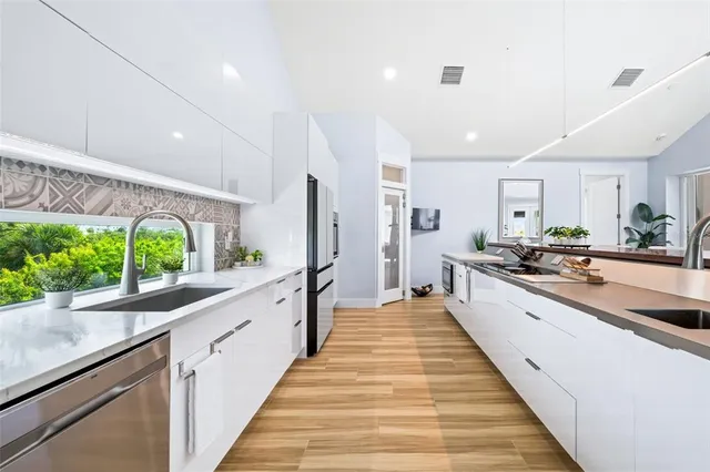 $1,585,000 | 10101 Eagle Preserve Drive, Englewood, FL 34224