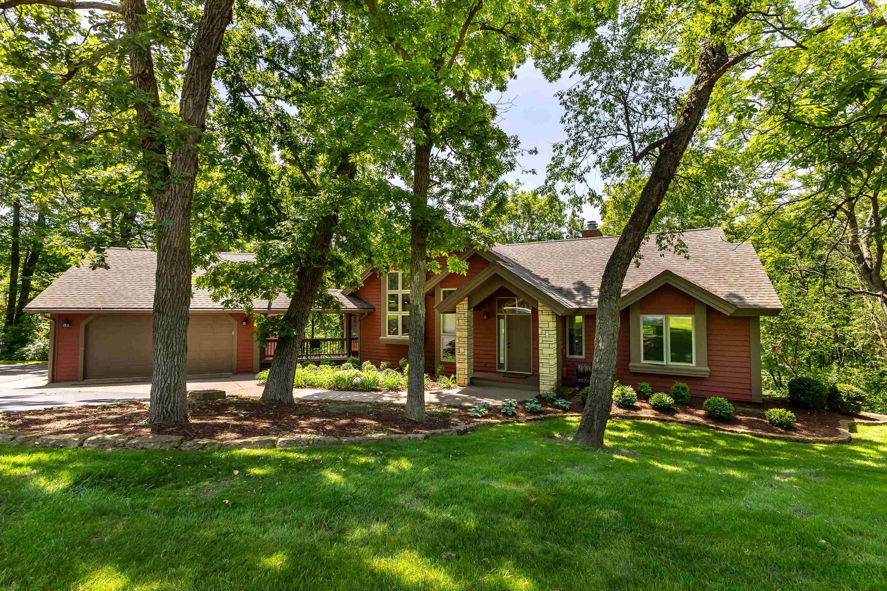 40 High Ridge Run Galena, IL 61036 - Photo 3 of 44 Gallery Image 3