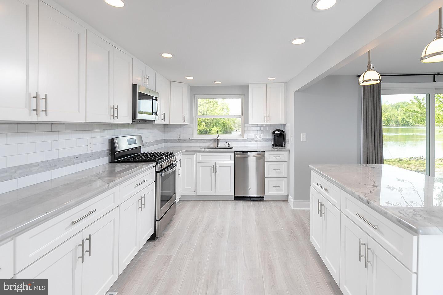 8 Island Road Bridgeport, NJ 08014 - Photo 12 of 26 Gallery Image 12