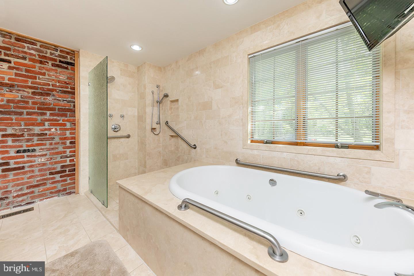 8 Island Road Bridgeport, NJ 08014 - Photo 18 of 26 Gallery Image 18