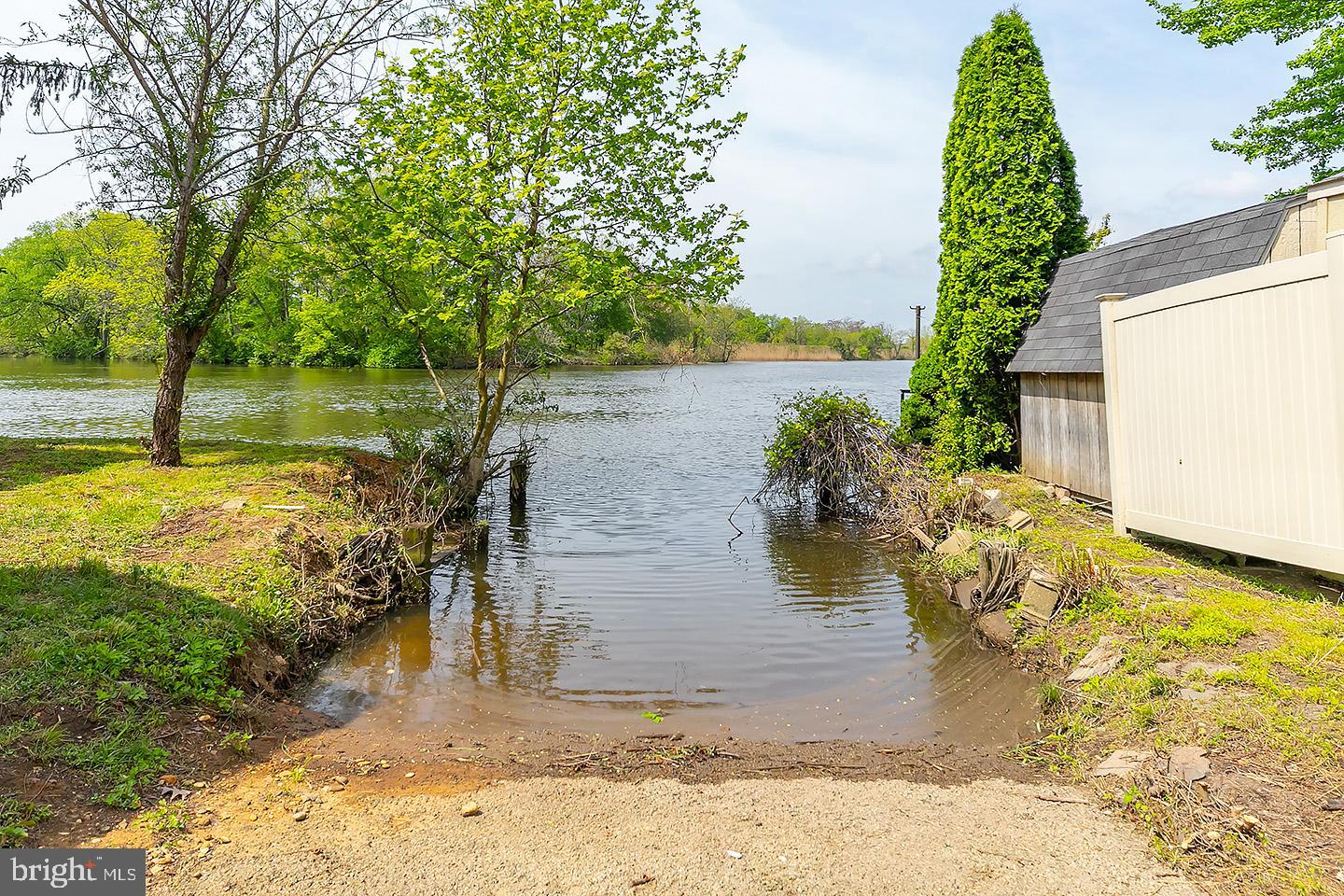 8 Island Road Bridgeport, NJ 08014 - Photo 6 of 26 Gallery Image 6