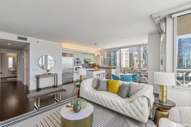$7,995 | 501 Beale Street, Unit 9D, San Francisco, CA 94105