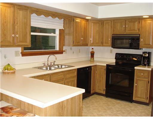 100 French Island Road Perryopolis, PA 15473 - Photo 7 of 16 Kitchen.