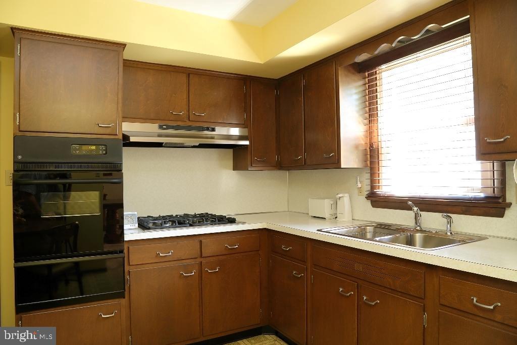 2153 Brockton Road Lancaster, PA 17601 - Photo 7 of 15 Gallery Image 7