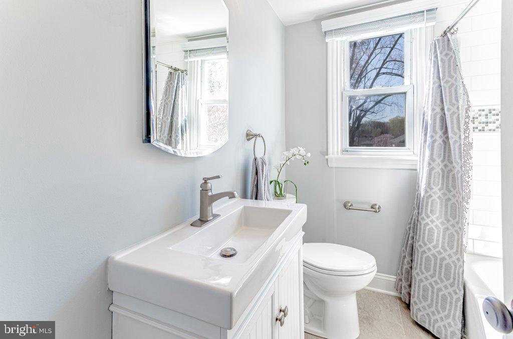 1922 Prospect Ridge Boulevard Haddon Heights, NJ 08035 - Photo 16 of 28