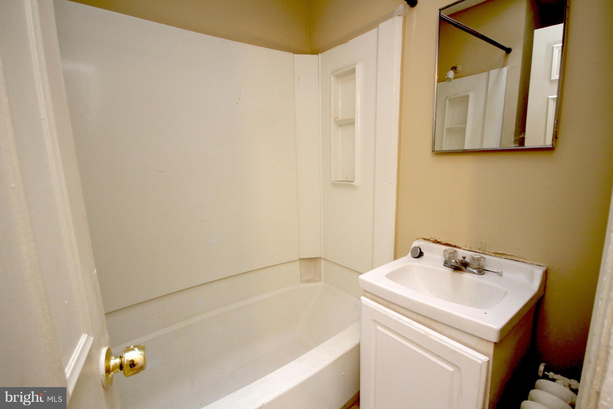 1113 3rd Street Northeast Washington, DC 20002 - Photo 16 of 29 Bath