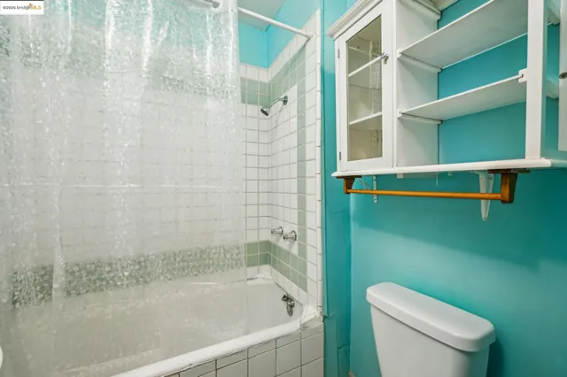 $699,000 | 1820 International Boulevard, Oakland, CA 94606