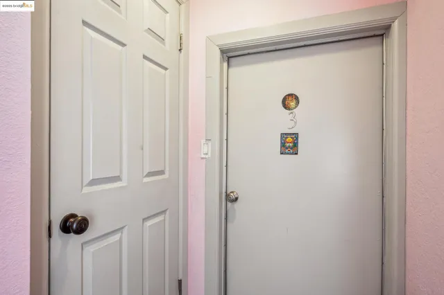 $699,000 | 1820 International Boulevard, Oakland, CA 94606