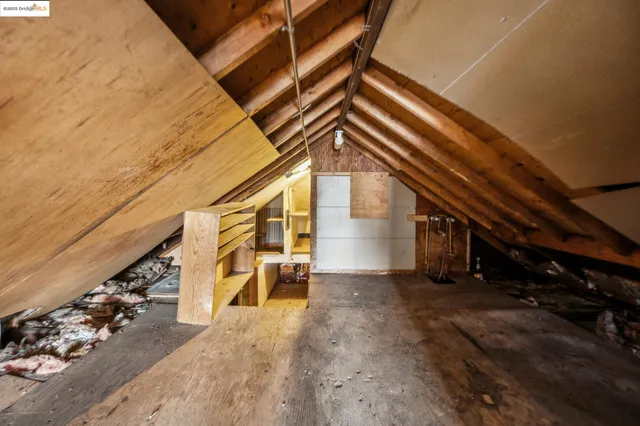 $699,000 | 1820 International Boulevard, Oakland, CA 94606