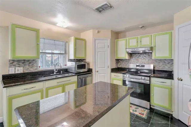 $425,000 | 16122 Denham Court, Clermont, FL 34711