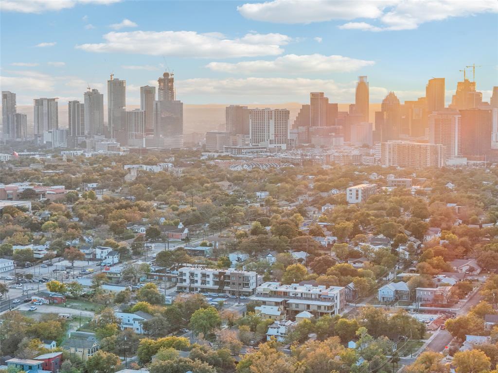 1904 East 13th Street, Unit A Austin, TX 78702 - Photo 27 of 27 Skyline view