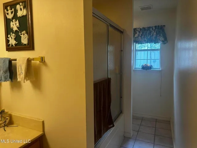 $225,000 | 2240 Brookside Drive, Gautier, MS 39553