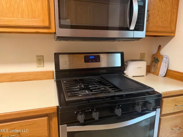 $225,000 | 2240 Brookside Drive, Gautier, MS 39553