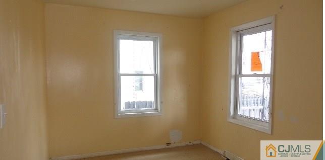 655 State Street Perth Amboy, NJ 08861 - Photo 3 of 12 Gallery Image 3