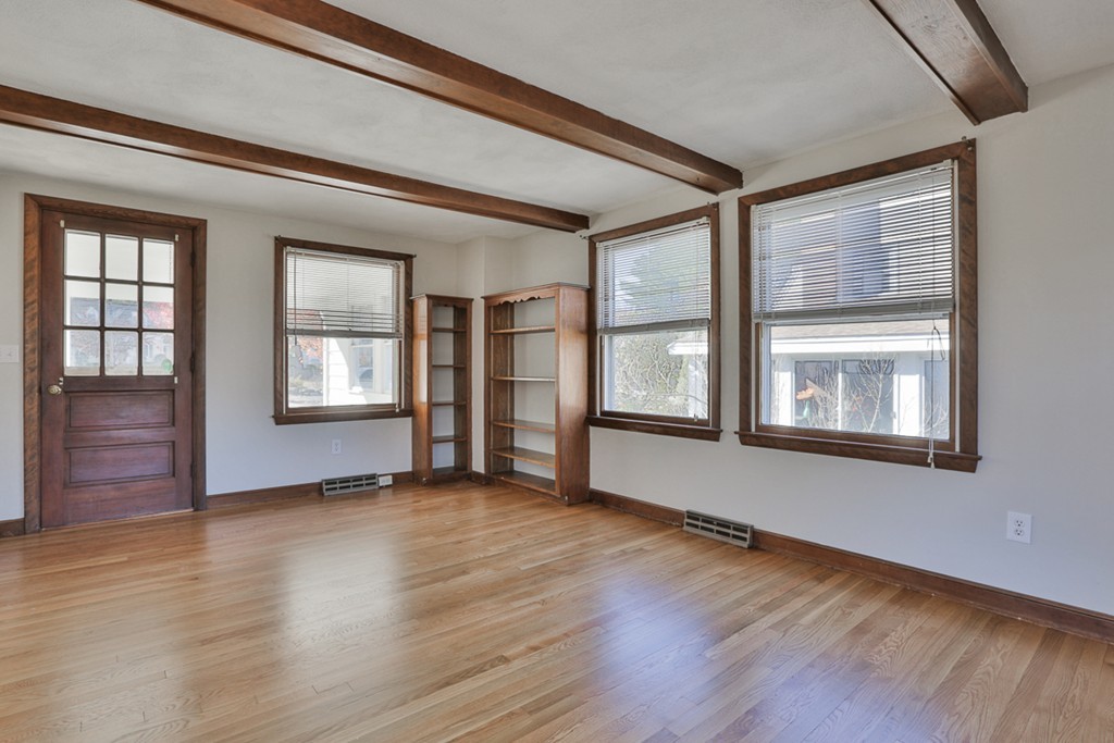 15 Elmcrest Road Wakefield, MA 01880 - Photo 13 of 30 Gallery Image 13