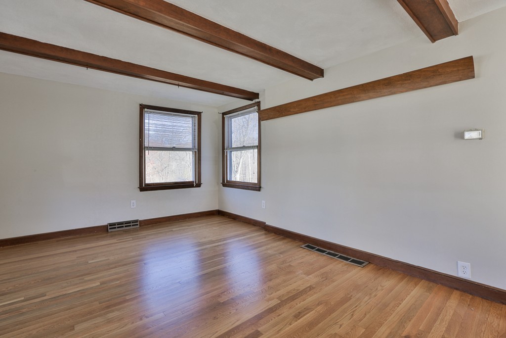 15 Elmcrest Road Wakefield, MA 01880 - Photo 14 of 30 Gallery Image 14