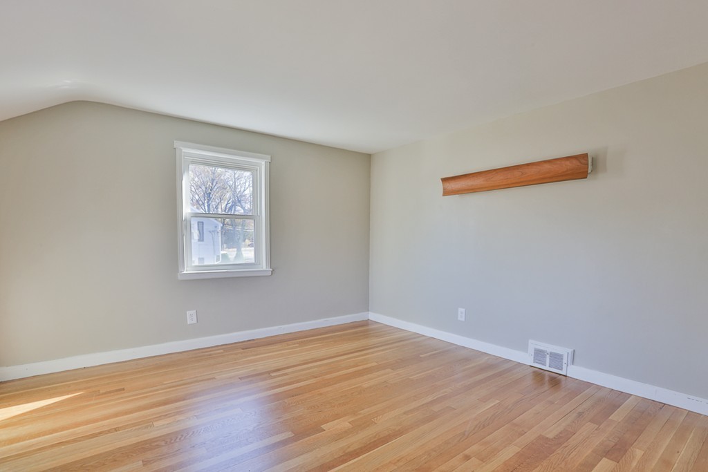 15 Elmcrest Road Wakefield, MA 01880 - Photo 24 of 30 Gallery Image 24