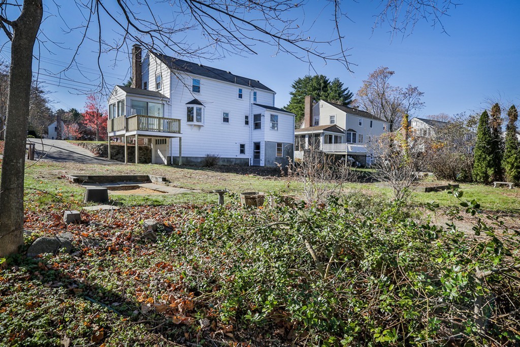 15 Elmcrest Road Wakefield, MA 01880 - Photo 28 of 30 Gallery Image 28