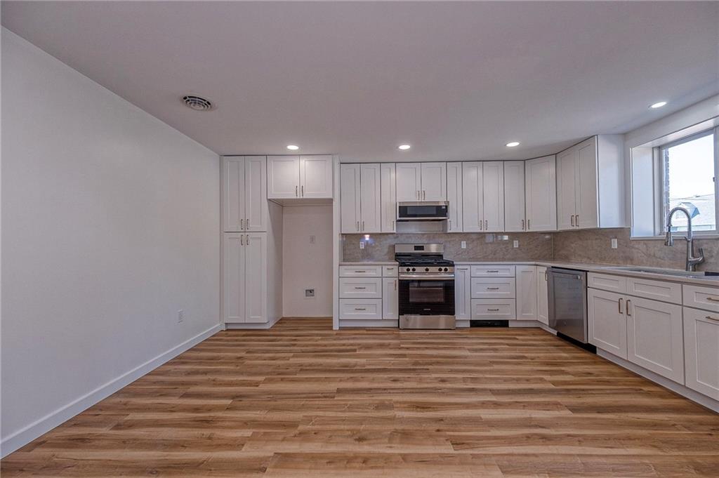 800 Jackson Avenue Monaca, PA 15061 - Photo 6 of 21 Gorgeous upgrades & finishes